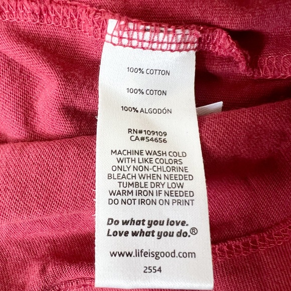 Life Is Good "Dachshund and Daring" V-neck Crusher Tee Size Large - Picture 9 of 10